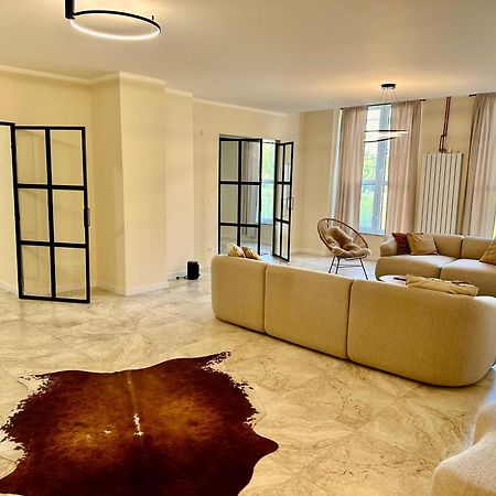 Sanierte 5 Zimmer Luxus Standard Apartment Auf 350Qm Гамбург Экстерьер фото
