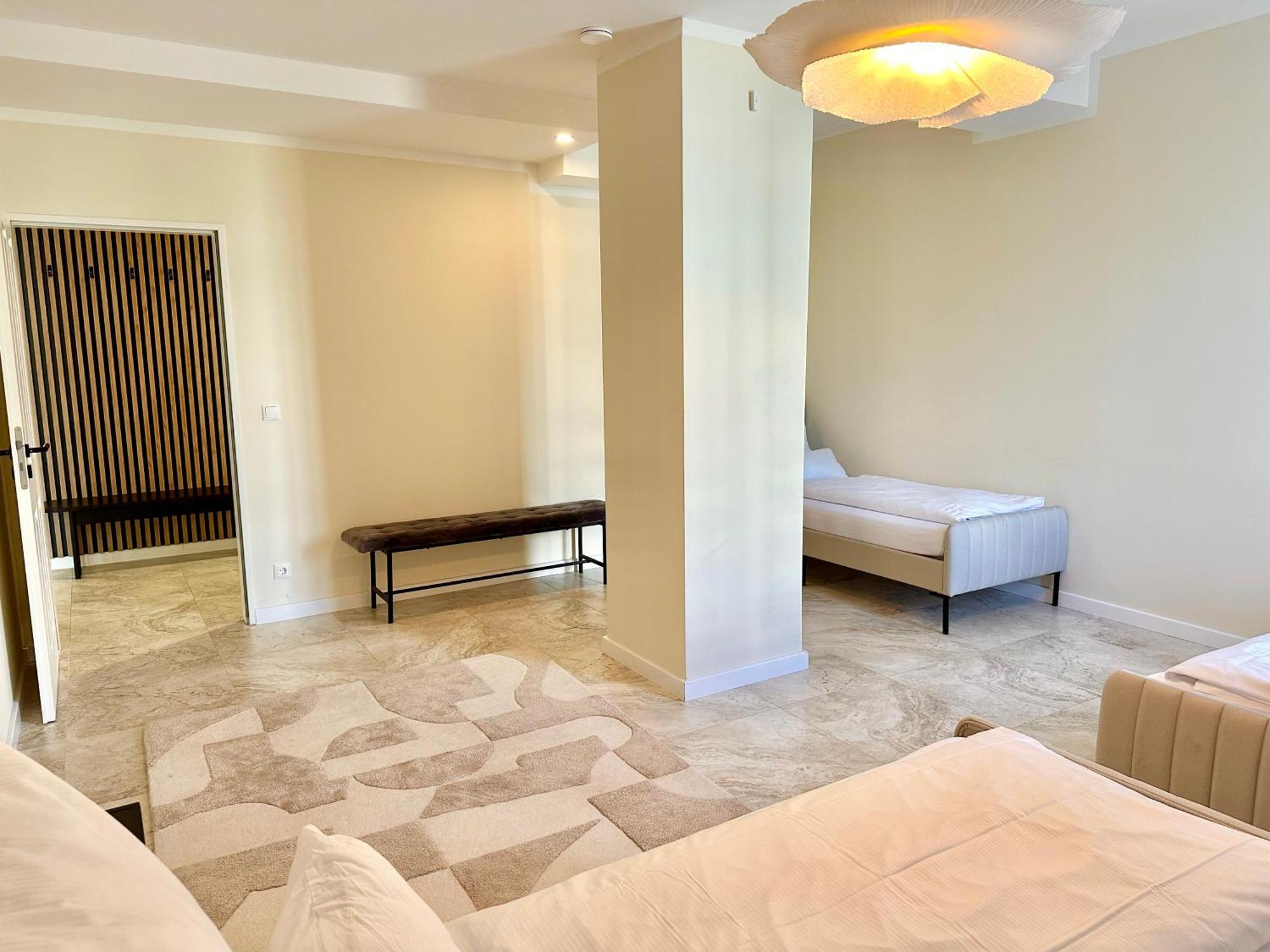 Sanierte 5 Zimmer Luxus Standard Apartment Auf 350Qm Гамбург Экстерьер фото