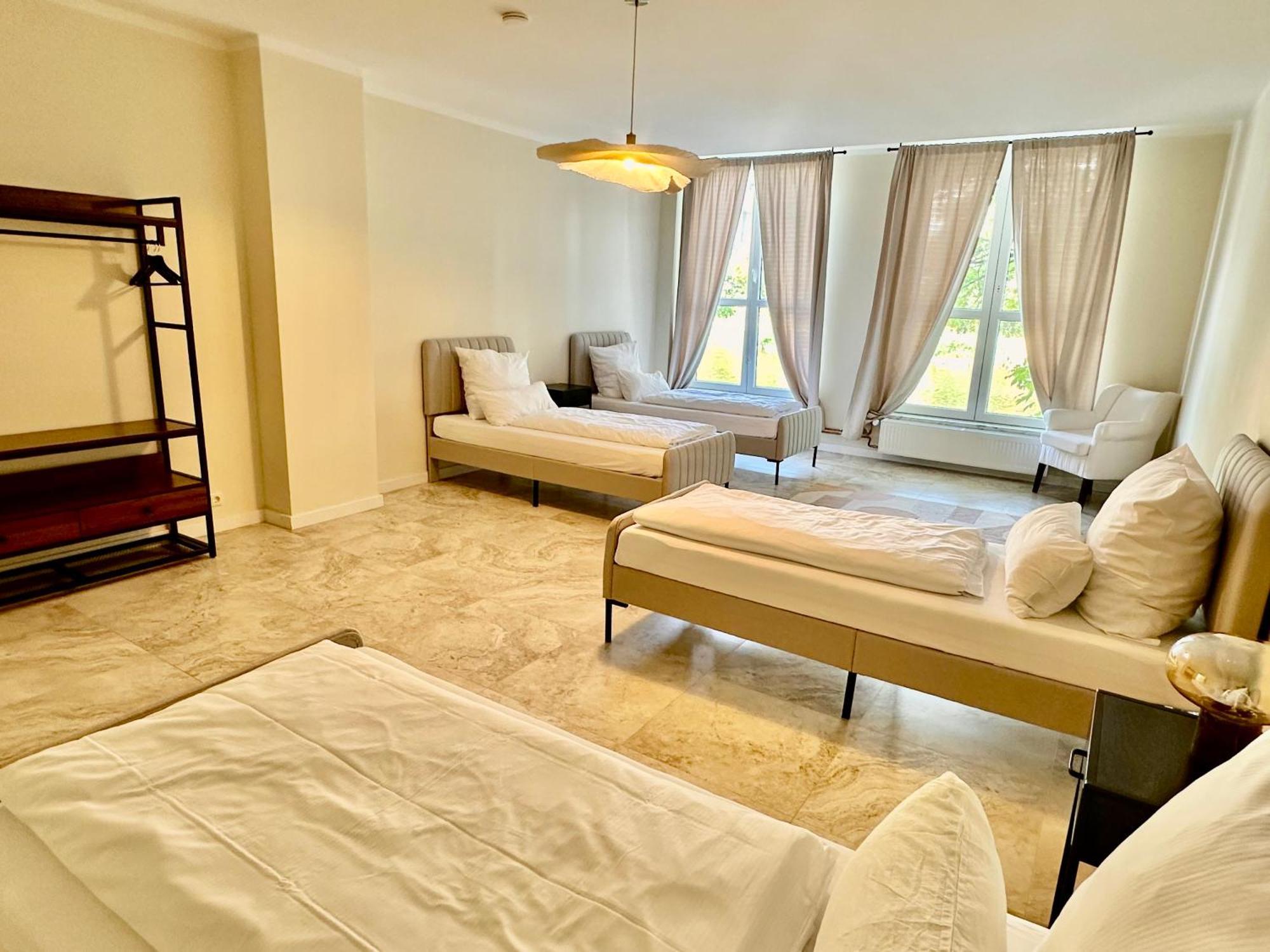 Sanierte 5 Zimmer Luxus Standard Apartment Auf 350Qm Гамбург Экстерьер фото